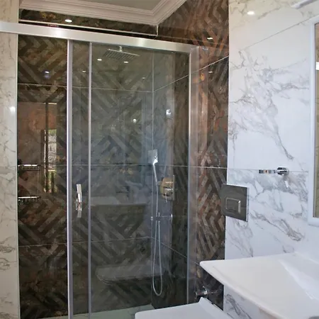 Villa Stone Mansion *